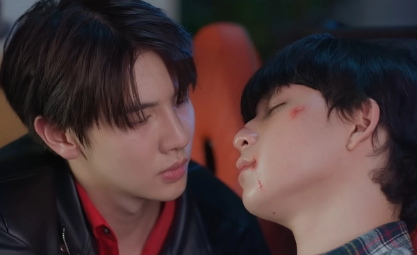 “บาส หัสณัฐ-แม็กกี้ รชต” ฮอตแรง  “แรงดึงดูด” OST. FOUREVER YOU ทะลุ 4 ล้านวิว