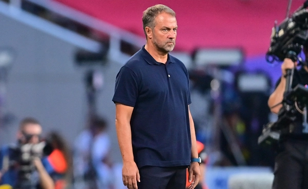 ฟลิค เผยความฝันเป็นจริง! ได้คุมบาร์ซ่าในคัมป์นูครั้งแรก