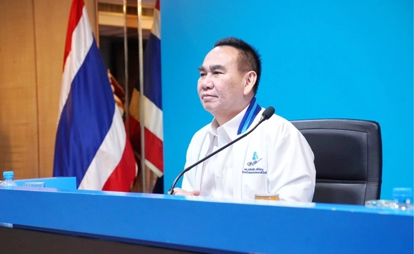 "เดชอิศม์" ขอ ปชป.อย่าตระหนก "เฉลิมชัย" ไขก๊อก ขอเป็นหลักให้ลูกพรรค