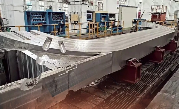 จีนเปิดตัว "ซูเปอร์สตีล" วัสดุปฏิวัติวงการ สร้างเตาปฏิกรณ์ฟิวชันแห่งอนาคต