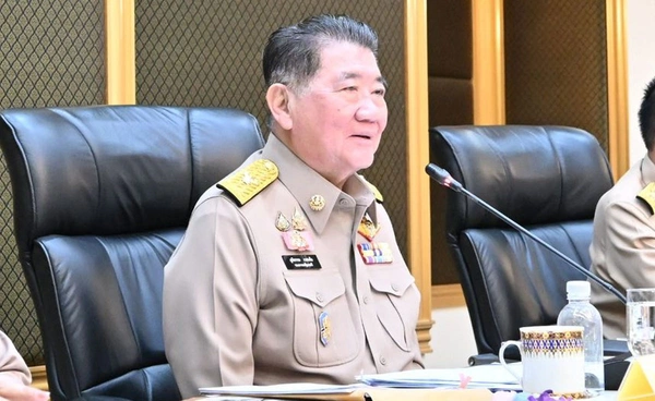 “ภูมิธรรม” มอบนโยบายให้ข้าราชการ ประกาศลั่น “มหาดไทยต้องดีกว่าเดิม”