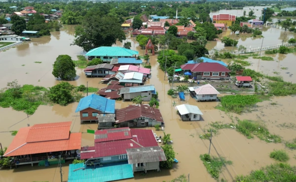 “อยุธยา” อ่วม! น้ำท่วม 6 อำเภอ เขื่อนเจ้าพระยา เตรียมปรับเพิ่มการระบายน้ำ   