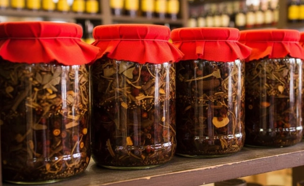 สธ. เตรียมศึกษา ยาดองม้ากระทืบโรง หากดีจริง เตรียมต่อยอดเชิงพาณิชย์