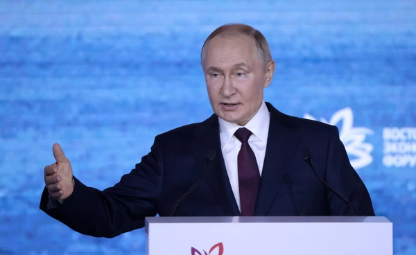 ปูตินขวางแผนตะวันตก ส่งทหารคุ้มกันยูเครน เตือนหากบุกเข้ามาจะตกเป็น “เป้าโจมตี”