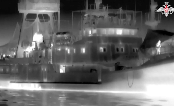 เรือเร็วรัสเซียจมเรือสอดแนมยูเครน