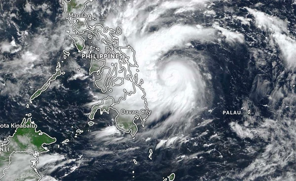 "อนุทิน" สั่งผู้ว่าฯ - กทม. เตรียมพร้อมรับมือ "ไต้ฝุ่นคัลแมกี" 