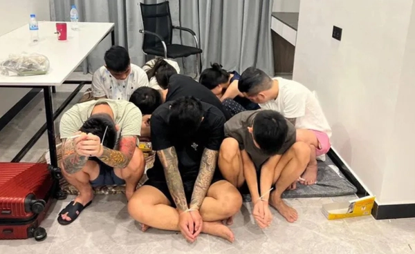 สิงคโปร์ผ่านกฎหมาย "เฆี่ยน" แก๊งสแกมเมอร์และผู้เกี่ยวข้อง