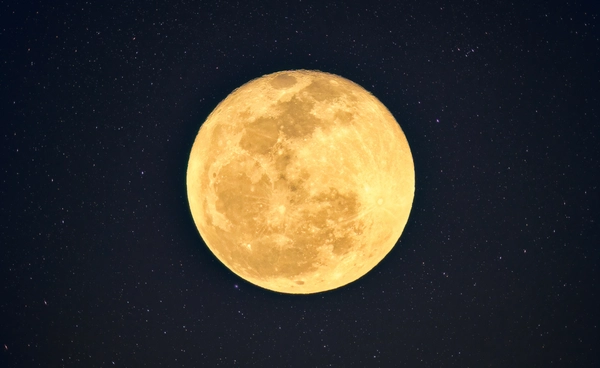 ชวนชม “ซูเปอร์ฟูลมูน” ดวงจันทร์ใกล้โลกในรอบปี คืนวันลอยกระทง 5 พ.ย.นี้