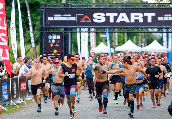 หนุ่มฝรั่งเศสครองแชมป์ SUPER Elite “สปาร์ตัน เรซ 2025” 