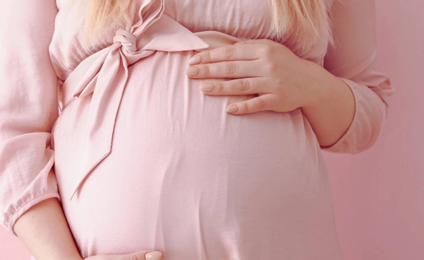 คู่รักชาวอเมริกัน พยายามกว่า 18 ปีไม่ท้อง สุดท้ายมีลูกได้เพราะAI