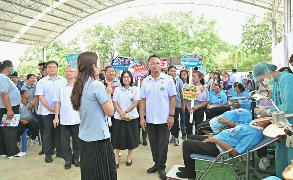 "สมศักดิ์" ประกาศเพิ่มสิทธิตรวจสุขภาพ อสม. 4 รายการ  