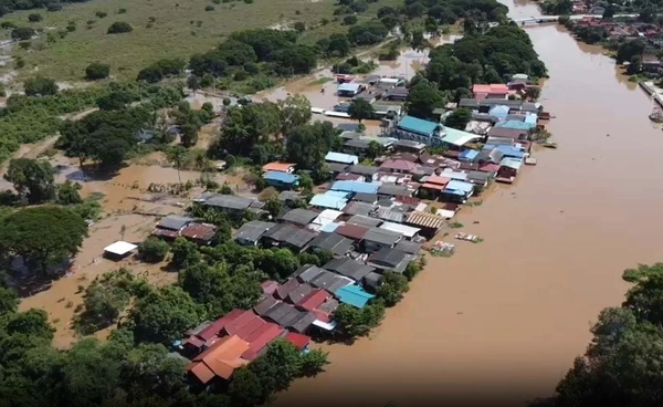 เจ้าพระยาระบาย น้ำล้อมรอบ "ชุมชนเกาะพระ" จ.อยุธยา 