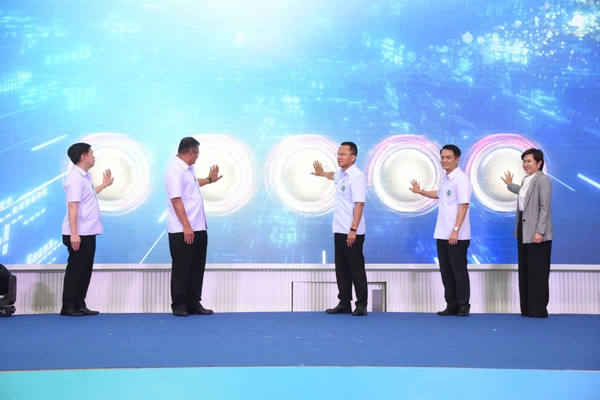 “สมศักดิ์” เปิดมหกรรมวิทยาศาสตร์การแพทย์ชุมชน ติดปีกผู้ประกอบการรายย่อย 