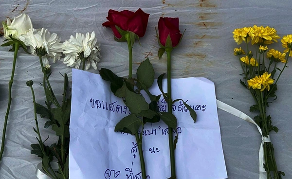 ชาวกันทรลักษ์ร่วมไว้อาลัย 8 ผู้เสียชีวิตจากจรวดกัมพูชาโจมตี