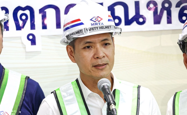 ผู้ว่าฯ รฟม. ขออภัยเหตุถนนทรุดตัว เร่งคืนพื้นผิวจราจร ภายใน 2 สัปดาห์