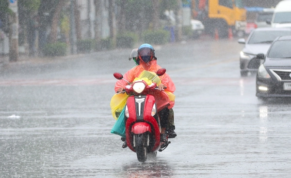 พยากรณ์อากาศฝนสะสมรายวัน เตือนช่วง 2-6 ก.ค. 2568 เช็กเลยพื้นที่ไหนฝนตกหนัก