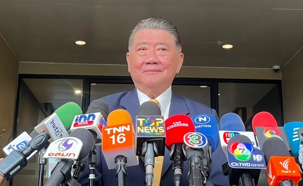 "ภูมิธรรม" มั่นใจเสถียรภาพรัฐบาล ชี้ปรับ ครม.จบภายในสัปดาห์นี้