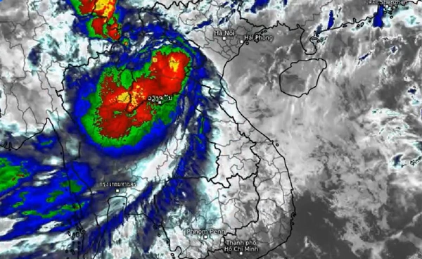 พายุวิภาเคลื่อนตัวสู่ลาว เตือน 18 จังหวัดทั่วไทย ระวังน้ำท่วม 23-24 ก.ค.นี้