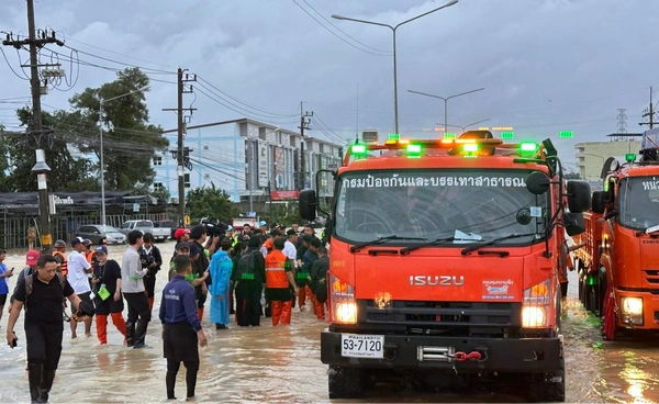 "ธนกร" ย้ำรัฐบาลเร่งบูรณาการช่วยน้ำท่วมภาคใต้