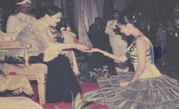 บุญชีวิต "เบนซ์ พรชิตา" เผยโมเมนต์สำคัญเคยมีโอกาสถวายงาน สมเด็จพระพันปีหลวง