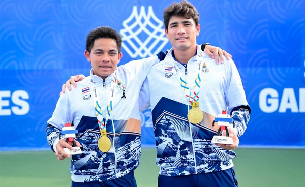 "เทนนิสชายคู่" รอบชิงฯสุดเดือด  ปรัชญา-แม็กซิมัส ผงาดคว้าทอง