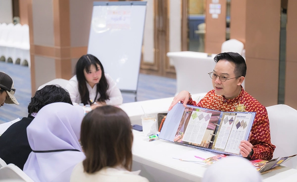 กระทรวงมหาดไทย เปิดการประชุมเชิงปฏิบัติการ “การยกระระดับและพัฒนามรดกภูมิปัญญาผ้าและงานหัตถกรรมไทยตามพระดำริสมเด็จพระเจ้าลูกเธอ เจ้าฟ้าสิริวัณณวรีฯ” ครั้งที่ 2