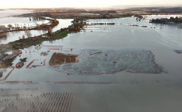 สหรัฐฯ น้ำท่วมหนัก รัฐวอชิงตัน สั่งอพยพปชช.