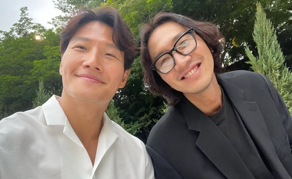 “อีกวางซูหายไปไหน?” เฉลยเหตุผลที่ไม่ได้ร่วมงานแต่งคิมจงกุก