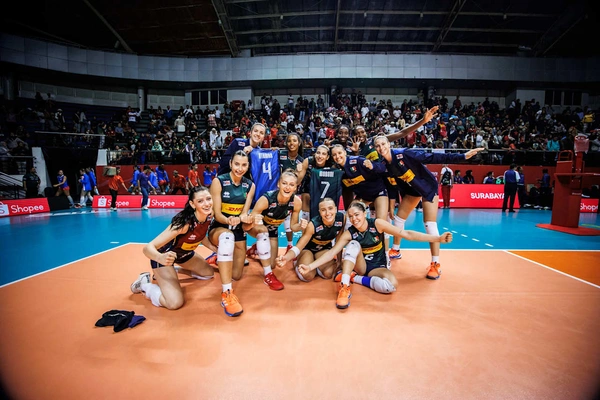 อิตาลี ผงาดคว้าแชมป์โลกยู-21  เบียดชนะ ญี่ปุ่น สุดมันส์ 3-2 เซต