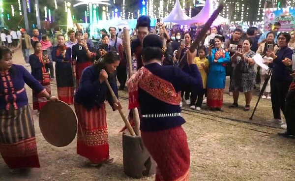 "สุพรรณบุรี" จัดใหญ่ ประเพณี"บุญข้าวเม่า"สืบทอด100 ปี  | เรื่องดีดีทั่วไทย | 3-12-68