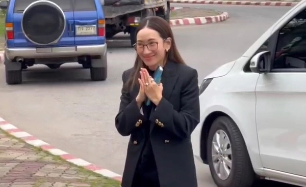 พินทองทาย้ำทักษิณสู้คดีมาตรา 112 ต่อแม้อัยการอุทธรณ์