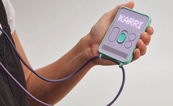 Karri เปิดตัวโทรศัพท์ไร้หน้าจอสำหรับเด็กเล็ก ปลอดภัย ใช้งานง่าย