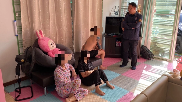บุกค้นบ้านแก๊งทวงหนี้นอกระบบ พื้นที่เชียงใหม่ พบลูกหนี้ 100 ราย    