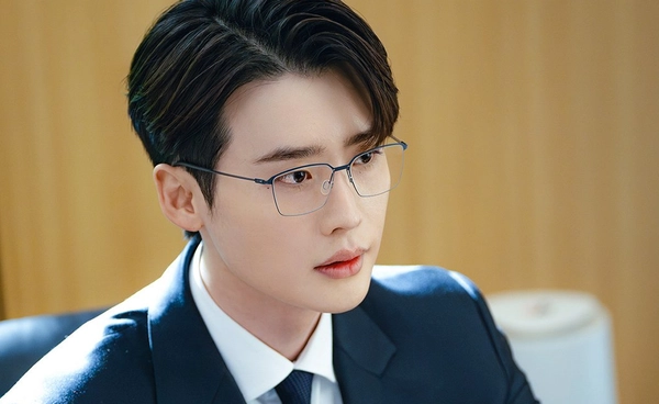 "อีจงซอก" คัมแบ็กบท "นักกฎหมาย" ในรอบ 3 ปี ในซีรีส์เกาหลีเรื่องใหม่ Law and the City