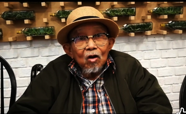 ประวัติ สุรพล โทณะวณิก ศิลปินแห่งชาติผู้สร้างตำนาน “ใครหนอ”