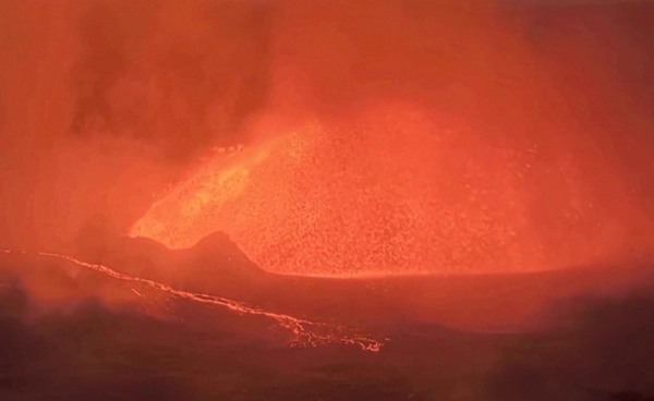 ภูเขาไฟ “คิลาเว” ปะทุครั้งที่ 31 พ่นลาวาร้อนสูงกว่า 30 เมตร