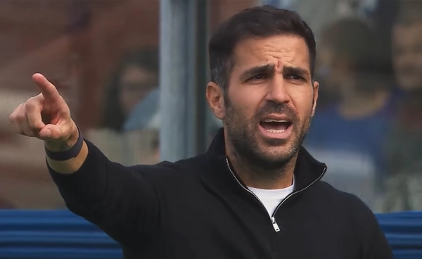 ประวัติส่วนตัว เชสก์ ฟาเบรกัส ยอดโค้ชที่เตะบอลเก่งมาก!