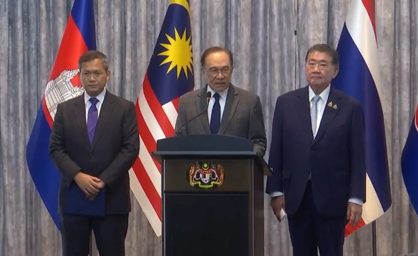 นายกฯมาเลเซีย เตรียมตั้งคกก.สังเกตการณ์มาตรการหยุดยิงไทย-กัมพูชา