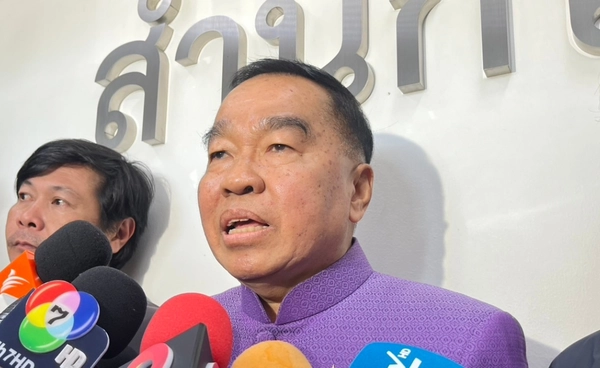 รมช. กลาโหม เผยบ่ายนี้เตรียมตั้งทีมไทยแลนด์เกาะติดสถานการณ์ไทย-กัมพูชา พร้อมแถลงข่าวชี้แจง-ตอบโต้รายวัน