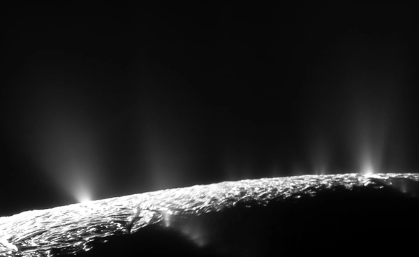 นักวิจัยเผยข้อมูลใหม่เกี่ยวกับสิ่งมีชีวิตบนดวงจันทร์เอนเซลาดัส ดวงจันทร์บริวารของดาวเสาร์