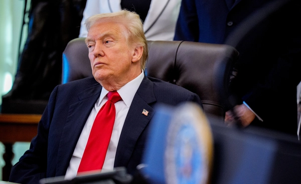 ทรัมป์ต่อสายคุยอนุทิน-ฮุน มาเนต ลั่น "ทุกอย่างจะเรียบร้อยดี" แม้ชายแดนกลับมาเครียด  