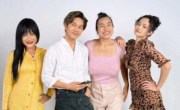 “กะเทยไทบ้าน” จากหนังออนไลน์สุดฮิต สู่ภาพยนตร์จอใหญ่ครั้งแรก