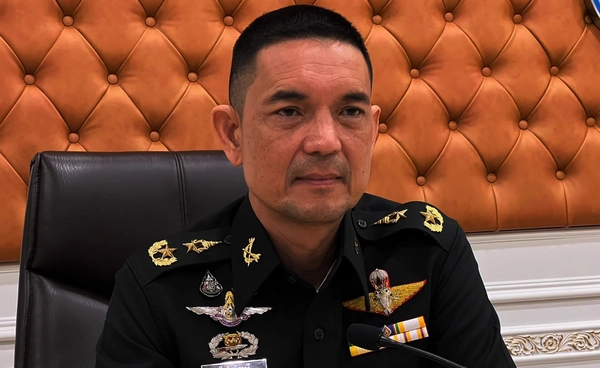 “พลโทสรัย ดึก” เจรจา “พลตรีสมภพ” ยุติปมชายแดนช่องบก