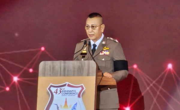 ผบ.ตร. เสนอ 3 แนวทางแก้ปัญหา "อาชญากรรมไซเบอร์"