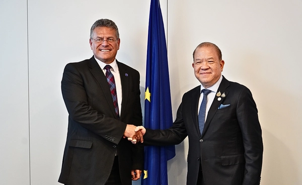 "พิชัย” พบ “มารอส เซฟโควิช“  กรรมาธิการยุโรปด้านการค้าฯ  เร่งปิดดีล FTA ไทย-EU ในปีนี้  