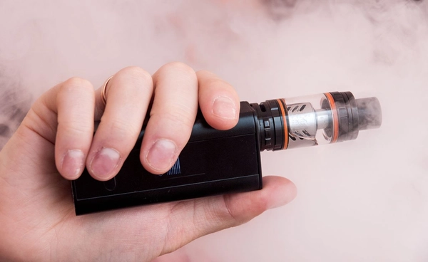 พบนักสูบบุหรี่ไฟฟ้ารายใหม่อายุต่ำสุดเพียง 6 ปี สาเหตุหลักเพื่อนชวน