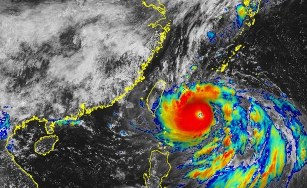 อิทธิพลพายุ “เฟิงเฉิน” เตือนภาคอีสานฝนคะนอง-ภาคใต้ฝนตกหนัก พื้นที่เสี่ยงระวังน้ำท่วม