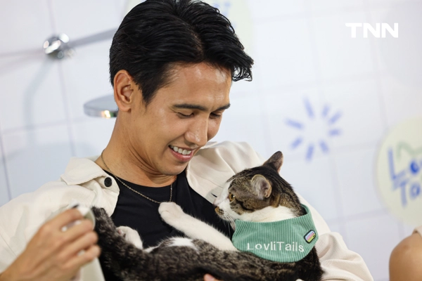 รูป-อวดความน่ารัก “น้องมันเดย์” อดีตแมวจรสู่แมวสุดรัก “ก๊อต” จิรายุ -4