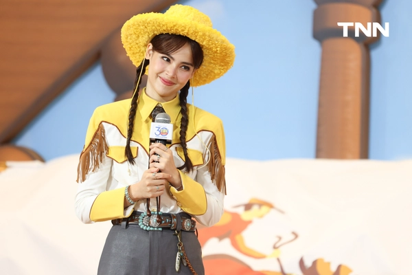 รูป-ญาญ่า แปลงโฉมเป็น “เจสซี่” พร้อมควง “วู้ดดี้” ร่วมฉลองครบรอบ 30 ปี ทอย สตอรี่-22