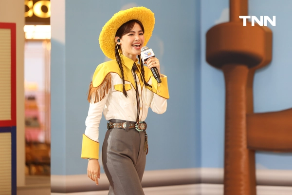 รูป-ญาญ่า แปลงโฉมเป็น “เจสซี่” พร้อมควง “วู้ดดี้” ร่วมฉลองครบรอบ 30 ปี ทอย สตอรี่-9